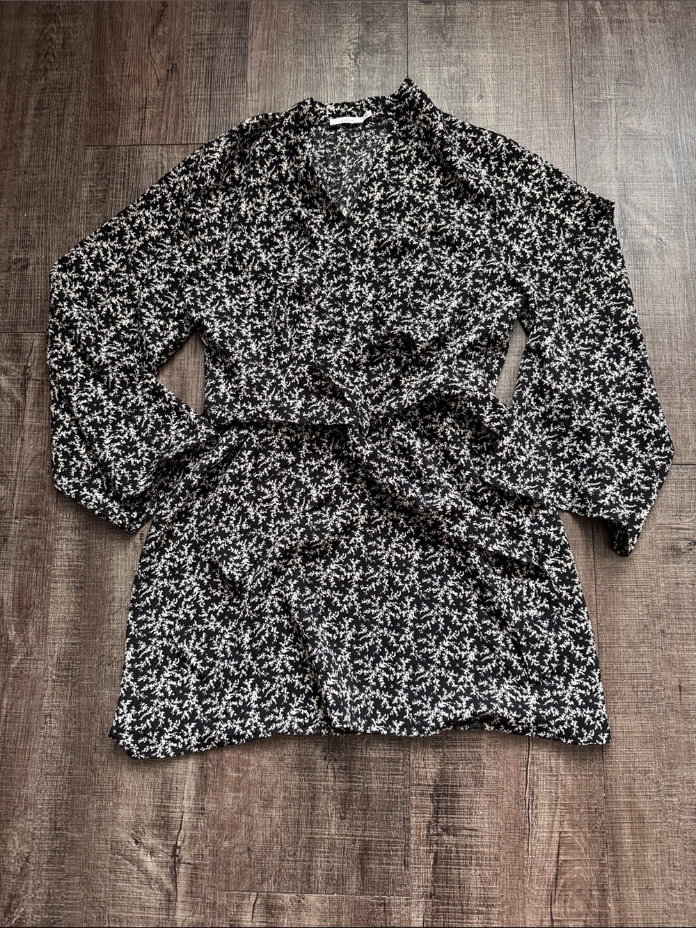 Lush Black and White Floral Tie-Waist Tunic